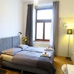 Goscinne Poselska 20 Habitación en casa particular Cracovia